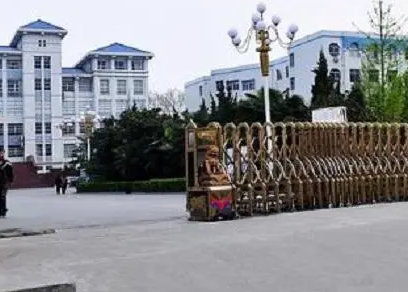 2023南陽中醫(yī)藥學校多少錢 南陽中醫(yī)藥學校各專業(yè)學費收費標準