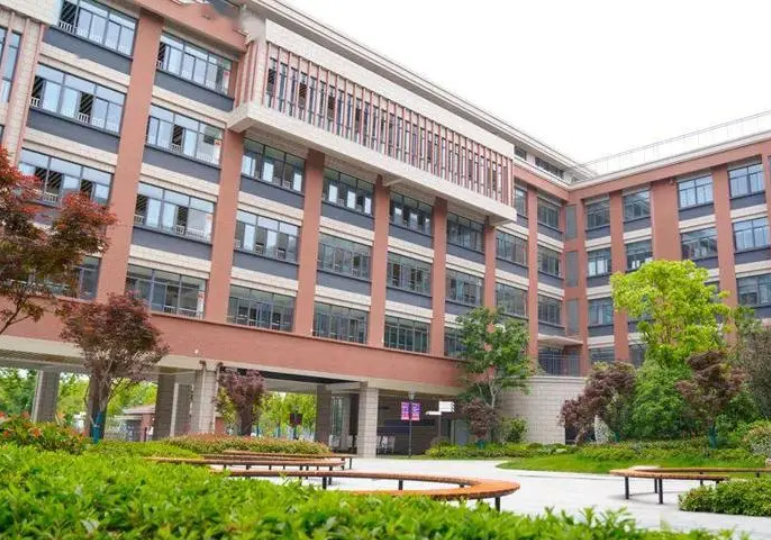 蘇州大學(xué)附屬中學(xué)地址在哪里，哪個(gè)地區(qū)，哪個(gè)城市
