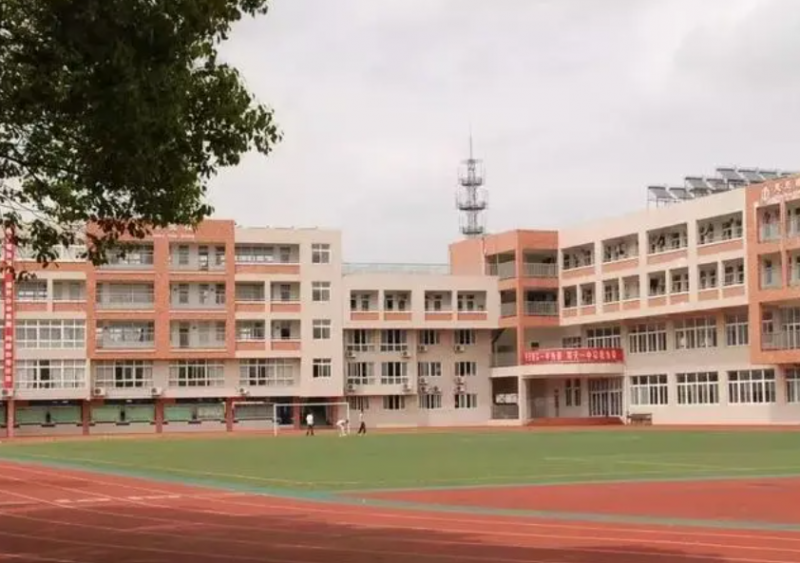 蘇州市第六中學(xué)校地址在哪里，哪個(gè)地區(qū)，哪個(gè)城市