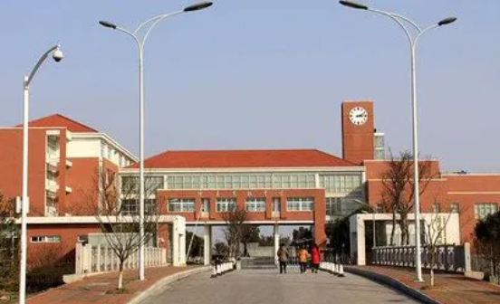 2023蘇州市相城區(qū)陸慕高級(jí)中學(xué)招生計(jì)劃 招生人數(shù)是多少(附要求、條件、對(duì)象)