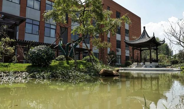 江蘇省外國語學(xué)校怎么樣、好不好(2023參考)