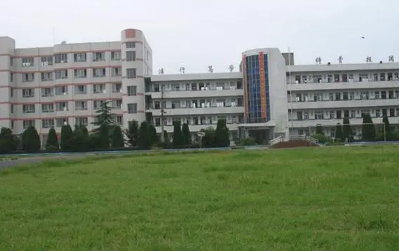 江蘇省溧水高級(jí)中學(xué)地址，乘車路線