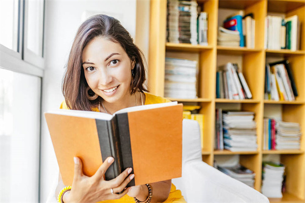 江門開設(shè)商務(wù)英語專業(yè)的中職學(xué)校名單一覽表