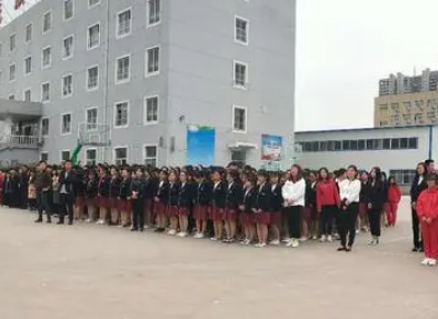 濟南市萊城工商旅游學校地址，乘車路線