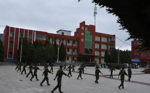 2023隰縣職業(yè)中學(xué)多少錢 隰縣職業(yè)中學(xué)各專業(yè)學(xué)費(fèi)收費(fèi)標(biāo)準(zhǔn)