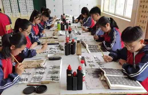 2023榆社縣職業(yè)中學(xué)多少錢 榆社縣職業(yè)中學(xué)各專業(yè)學(xué)費(fèi)收費(fèi)標(biāo)準(zhǔn)