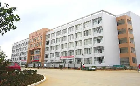 2024文山排名前五的計算機學校名單