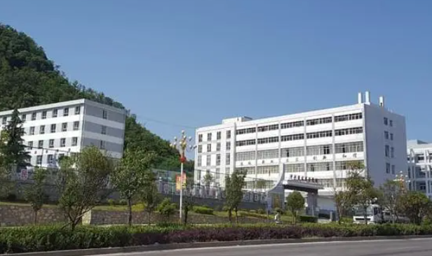 2024黔西南排名前五的計算機學校名單