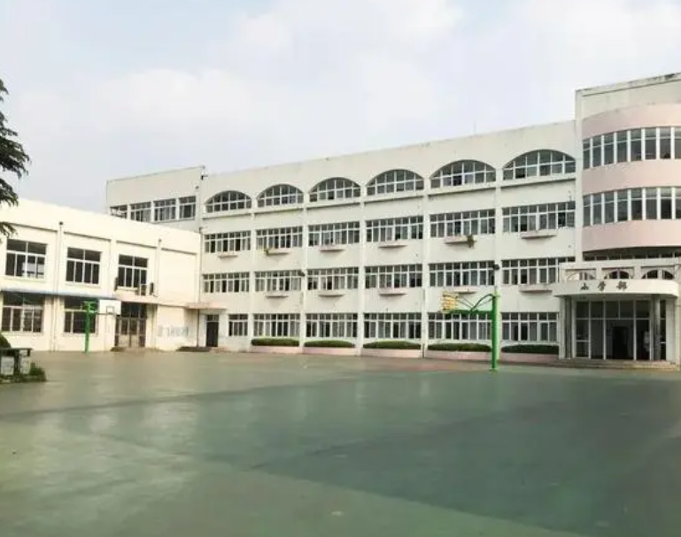 江蘇教育學院附屬高級中學歷年招生分數(shù)線一覽表(2023參考)