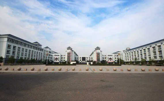江蘇省豐縣中學怎么樣、好不好