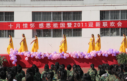 濰坊培真科技工程學(xué)校地址，乘車路線