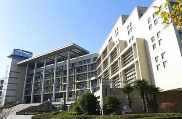 鹽城市第一中學(xué)怎么樣、好不好