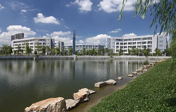江蘇省東臺中學怎么樣、好不好