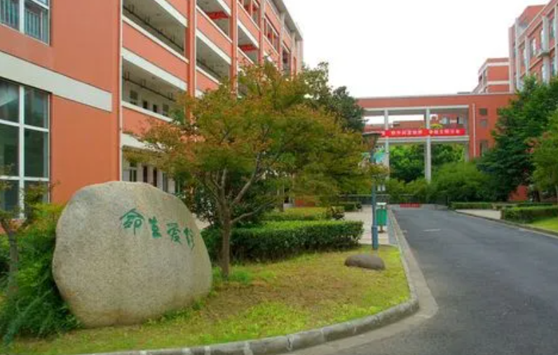 常州市戚墅堰實驗中學地址，乘車路線
