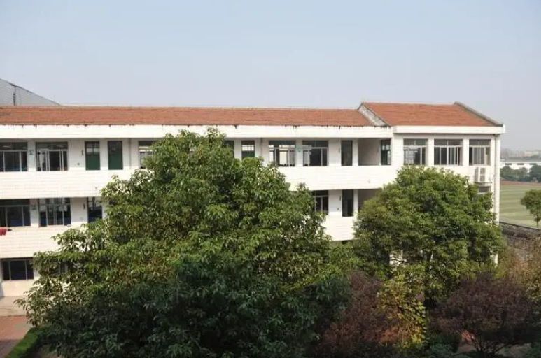 江陰市華士高級中學怎么樣、好不好