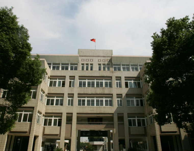 江陰市青陽中學(xué)怎么樣、好不好