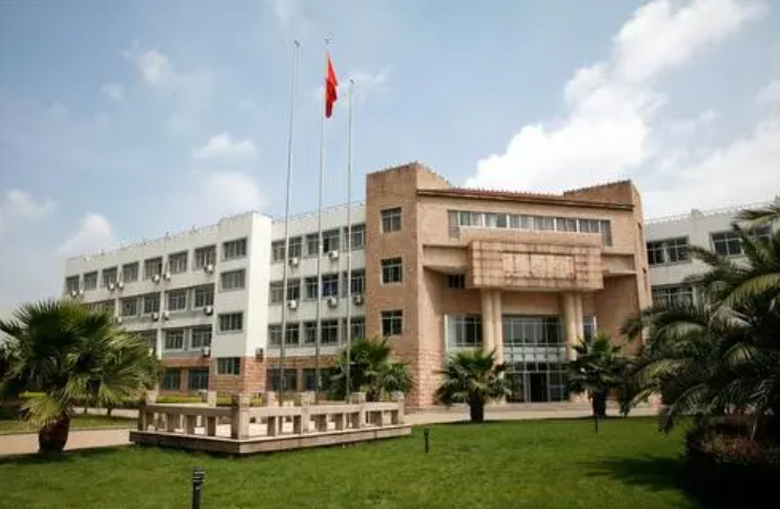 寧波市效實(shí)中學(xué)地址，乘車路線