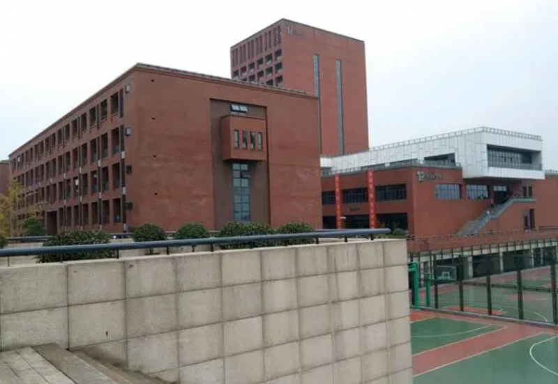 浙江省杭州高級(jí)中學(xué)地址，乘車路線