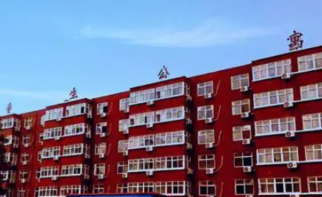 河北2023年中專學(xué)?？刹豢梢钥即髮W(xué)