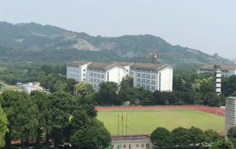 余姚市高風中學(xué)地址，乘車路線