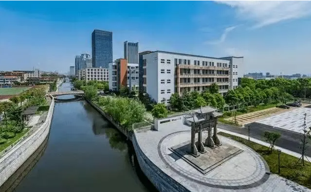 浙江省余姚市第五中學(xué)地址，乘車路線