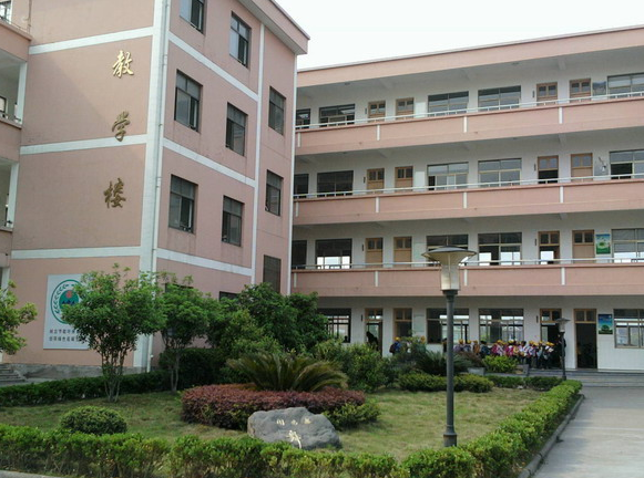 浙江省余姚市第五中學(xué)怎么樣、好不好