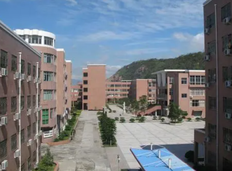 瑞安市第九中學(xué)地址，乘車(chē)路線