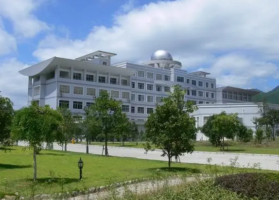 浙江省泰順中學(xué)地址，乘車路線