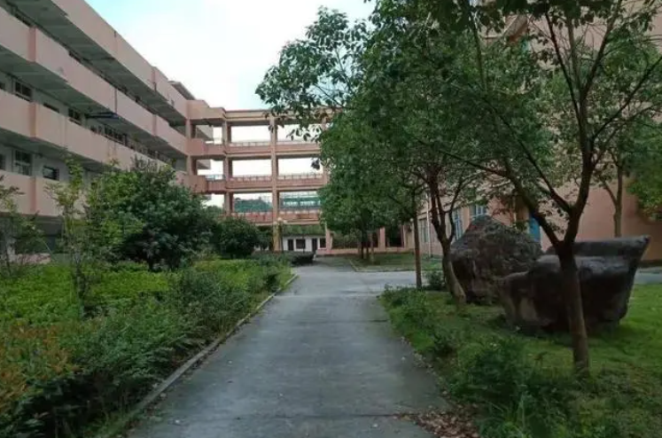 永嘉縣永臨中學(xué)怎么樣、好不好