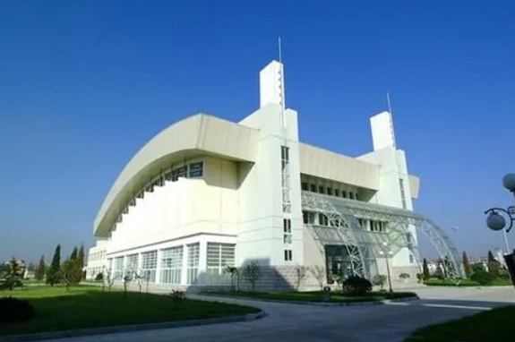 平湖市當(dāng)湖高級(jí)中學(xué)地址，乘車路線