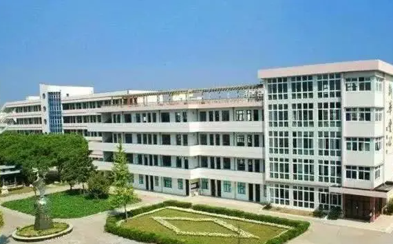 平湖市新華愛(ài)心高級(jí)中學(xué)地址，乘車(chē)路線