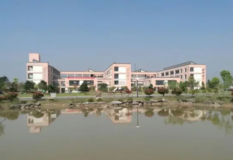 浙江省蘭溪市第五中學(xué)地址，乘車路線