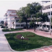 東陽(yáng)市南馬高級(jí)中學(xué)