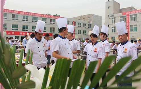 陜西2024年上中專學(xué)校一年要多少錢