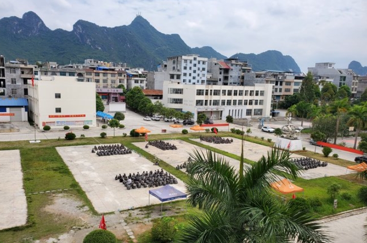 2024大化瑤族自治縣職業(yè)技術(shù)學(xué)校多少錢 大化瑤族自治縣職業(yè)技術(shù)學(xué)校各專業(yè)學(xué)費收費標準