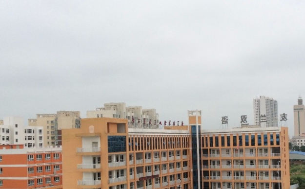 2023唐河友蘭實(shí)驗(yàn)高中錄取分?jǐn)?shù)線(2024年參考)