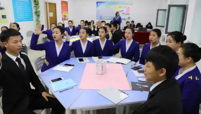 江西2024年女生適合學的中專專業(yè)