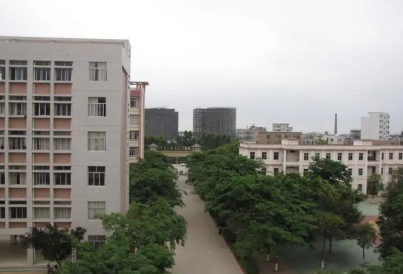 2023湛江經(jīng)濟(jì)技術(shù)開(kāi)發(fā)區(qū)覺(jué)民中學(xué)錄取分?jǐn)?shù)線(xiàn)(2024年參考)