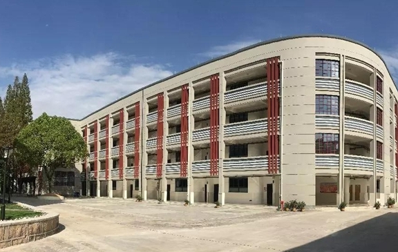 義烏市新義中學(xué)地址，乘車路線