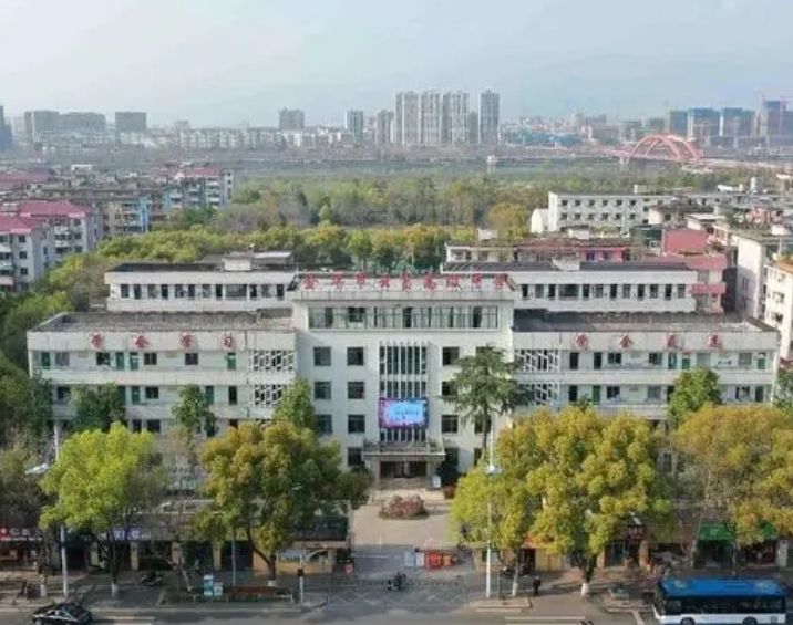 金華市云富高級(jí)中學(xué)怎么樣、好不好