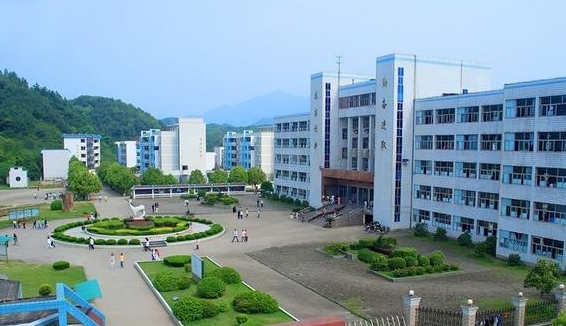 浙江省開化中學(xué)怎么樣、好不好