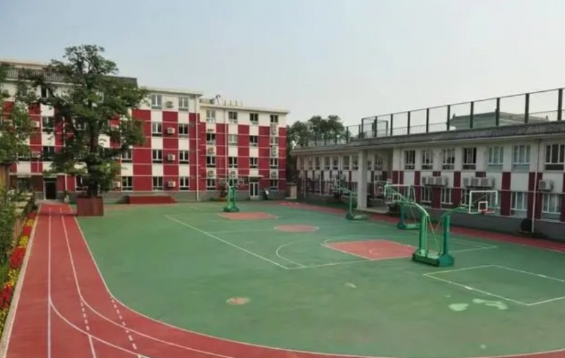 北京市第五中學(xué)地址，乘車路線