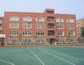 北京市第六十六中學(xué)地址，乘車路線