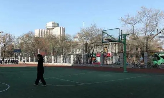 北京市第五十六中學(xué)地址，乘車(chē)路線