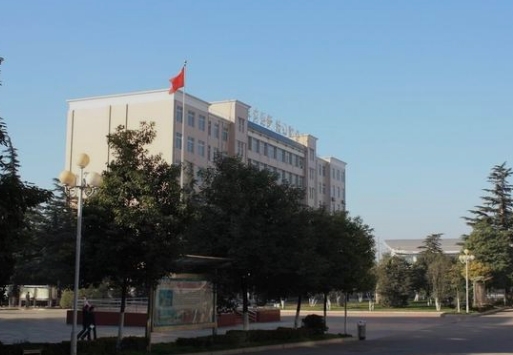  上完中專可不可以上大專