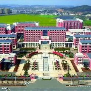 玉龍縣田家炳民族中學(xué)