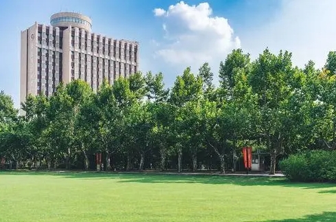北京中杉學(xué)校地址，乘車路線