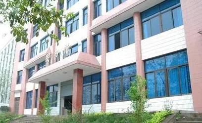 重慶市青木關中學校怎么樣、好不好