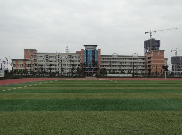 重慶市巴南中學(xué)校地址，乘車(chē)路線(xiàn)