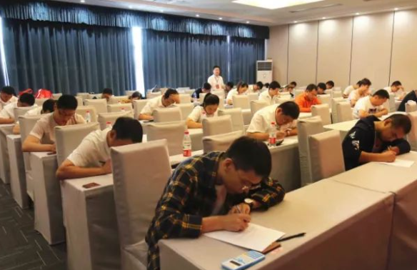 高考復讀生與應屆生有什么不同？復讀生和應屆生的區(qū)別